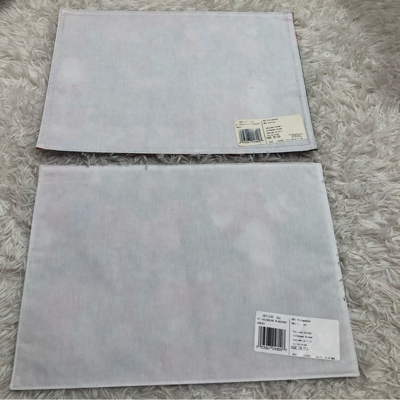 St Nicholas Santa Toys Colorful Christmas Placemats Set NWT 17x12 - Picture 5 of 5